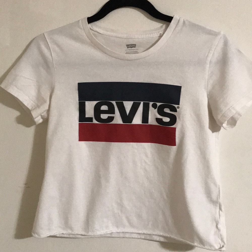 Levi’s crop top